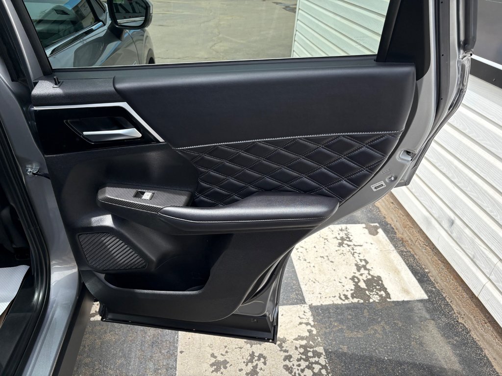 2024 Mitsubishi Outlander Plug-In Hybrid SEL - sunroof, power and heated seats, hands free in Kentville, Nova Scotia - 26 - w1024h768px