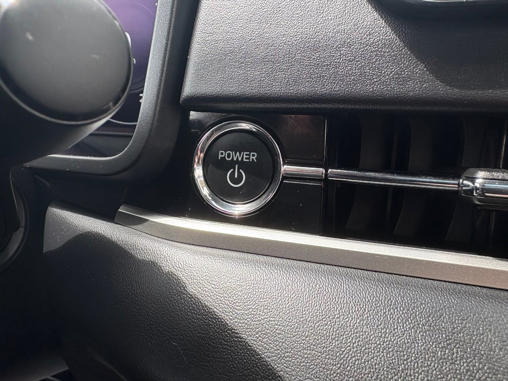2024 Mitsubishi Outlander Plug-In Hybrid SEL - sunroof, power and heated seats, hands free in Kentville, Nova Scotia - 12 - w1024h768px