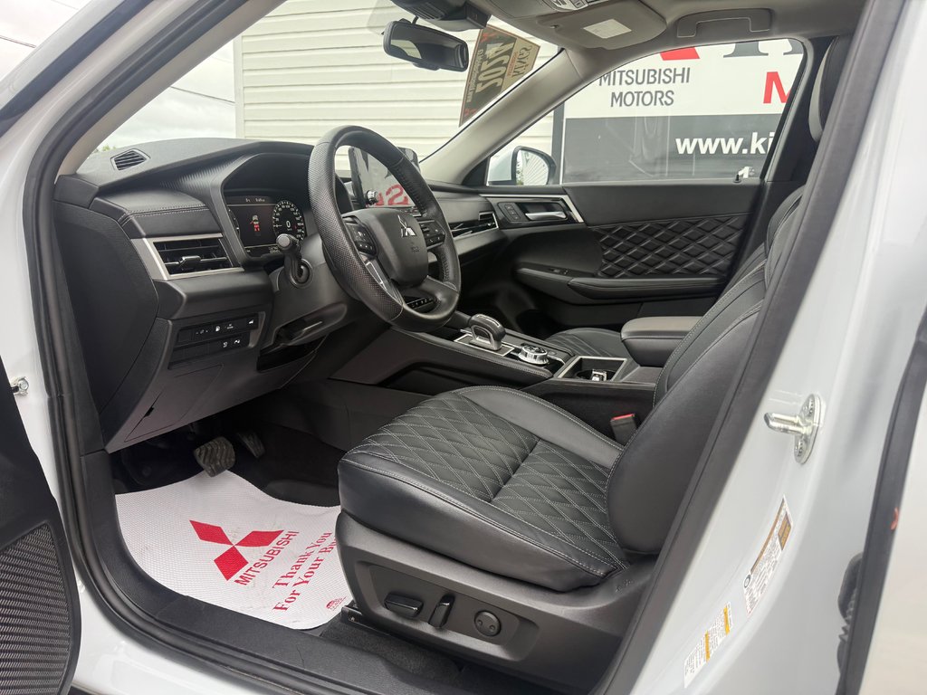 Mitsubishi Outlander Plug-In Hybrid SEL S-AWC, keyless entry, backup camera, Bluetooth 2024 à COLDBROOK, Nouvelle-Écosse - 9 - w1024h768px