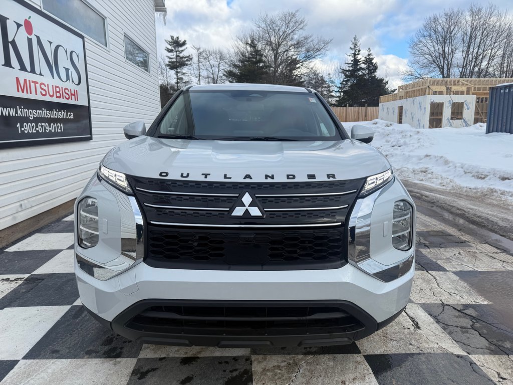 Mitsubishi Outlander Plug-In Hybrid ES 2025 à Kentville, Nouvelle-Écosse - 2 - w1024h768px