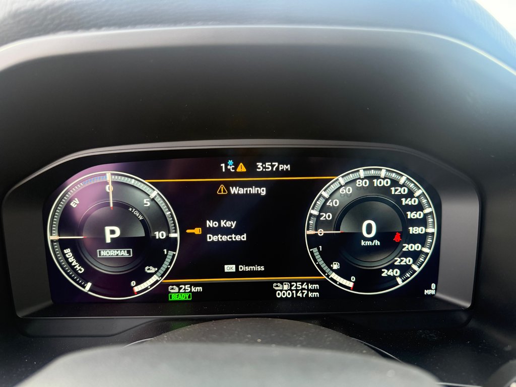 Mitsubishi Outlander Plug-In Hybrid ES 2025 à Kentville, Nouvelle-Écosse - 11 - w1024h768px