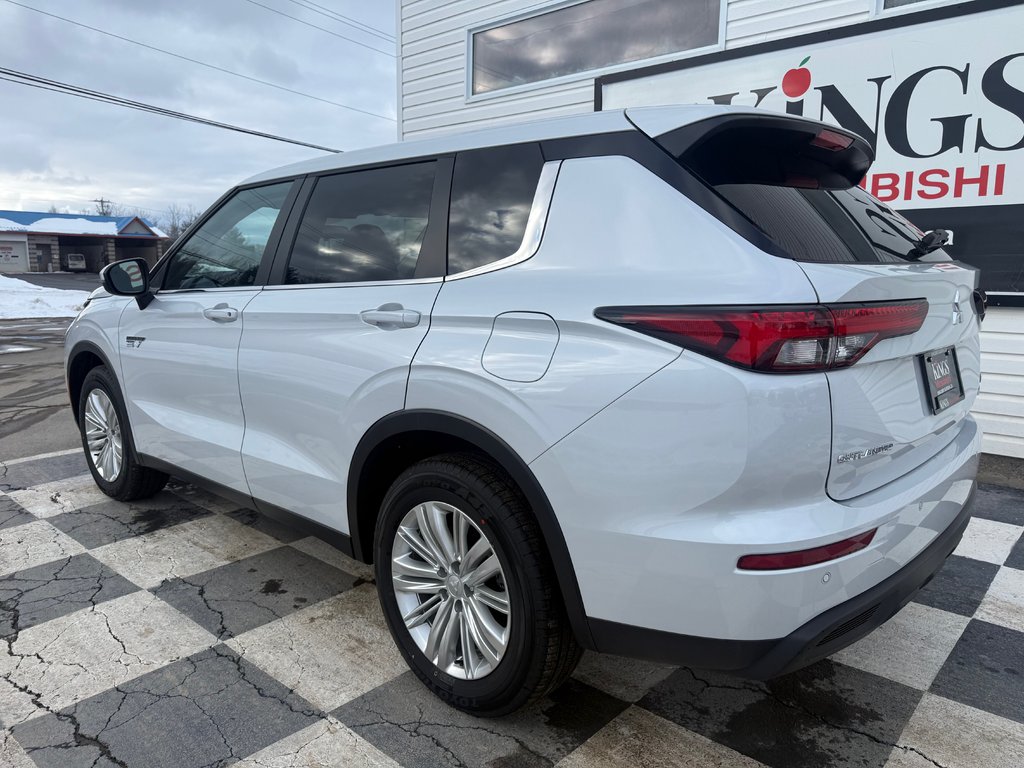 Mitsubishi Outlander Plug-In Hybrid ES 2025 à Kentville, Nouvelle-Écosse - 6 - w1024h768px