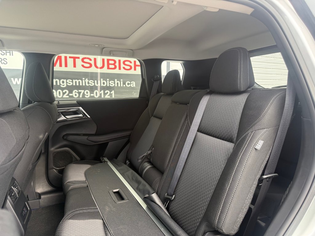 Mitsubishi Outlander Plug-In Hybrid SE 2025 à Kentville, Nouvelle-Écosse - 15 - w1024h768px