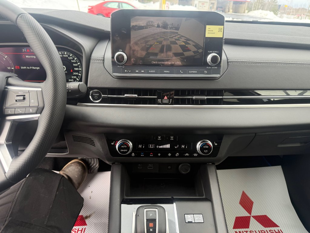 Mitsubishi Outlander Plug-In Hybrid SE 2025 à Kentville, Nouvelle-Écosse - 12 - w1024h768px