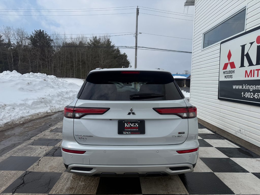 2025 Mitsubishi Outlander Plug-In Hybrid SE in Kentville, Nova Scotia - 5 - w1024h768px