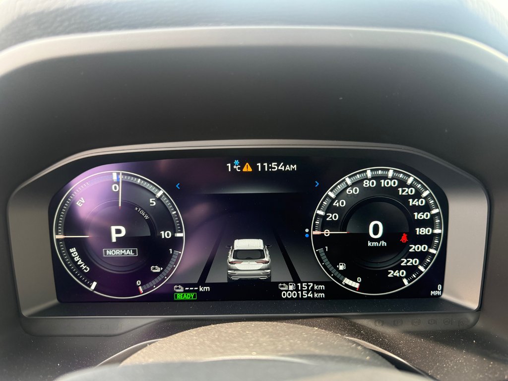 2025 Mitsubishi Outlander Plug-In Hybrid SE in Kentville, Nova Scotia - 11 - w1024h768px