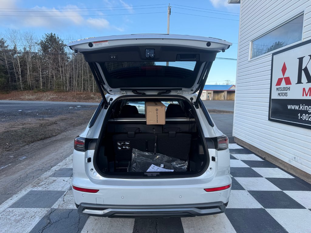 Mitsubishi Outlander Plug-in Hybrid SE S-AWC 2026 à Kentville, Nouvelle-Écosse - 16 - w1024h768px