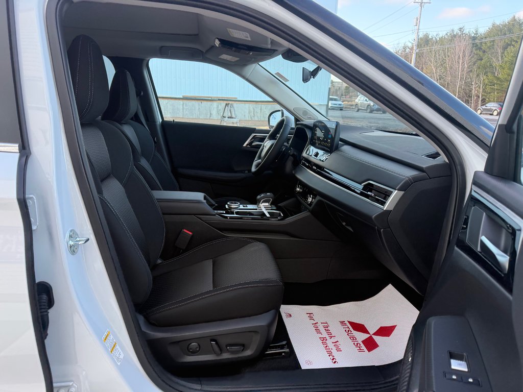 Mitsubishi Outlander Plug-in Hybrid SE S-AWC 2026 à Kentville, Nouvelle-Écosse - 20 - w1024h768px