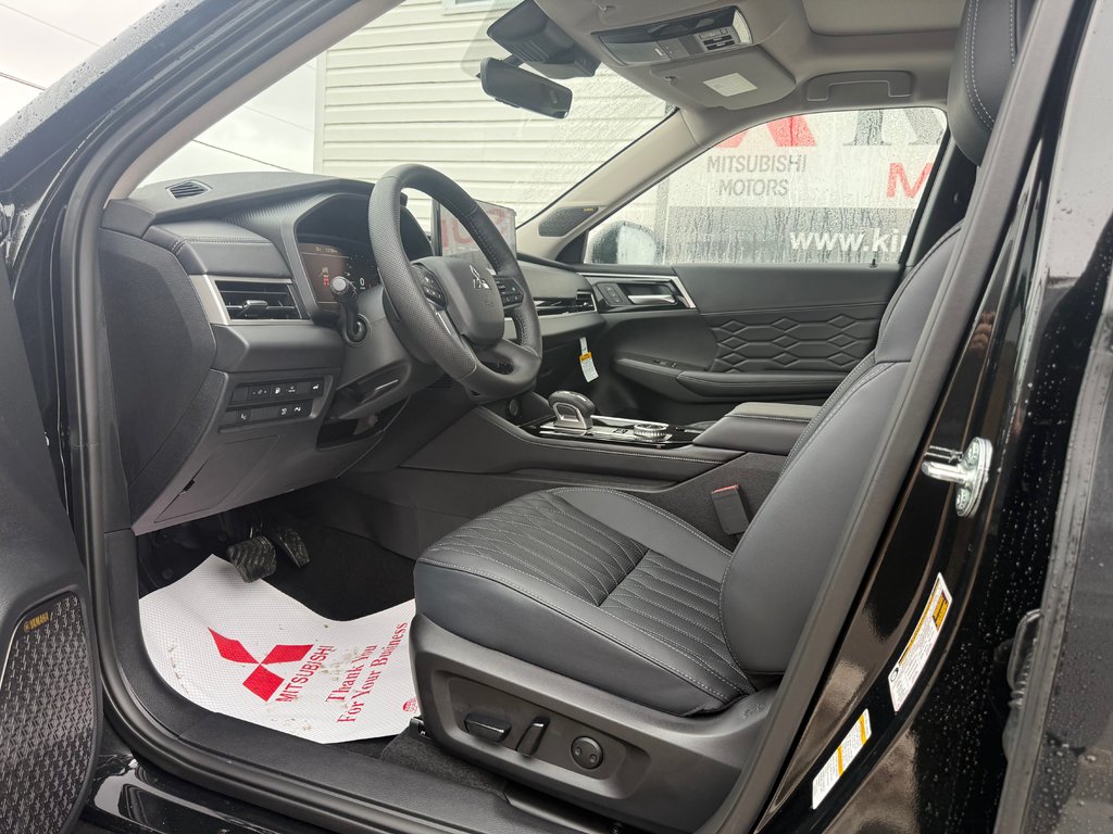 2026 Mitsubishi Outlander Plug-in Hybrid GT S-AWC in Kentville, Nova Scotia - 9 - w1024h768px