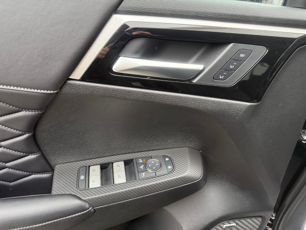 2026 Mitsubishi Outlander Plug-in Hybrid SEL S-AWC in Kentville, Nova Scotia - 8 - w1024h768px