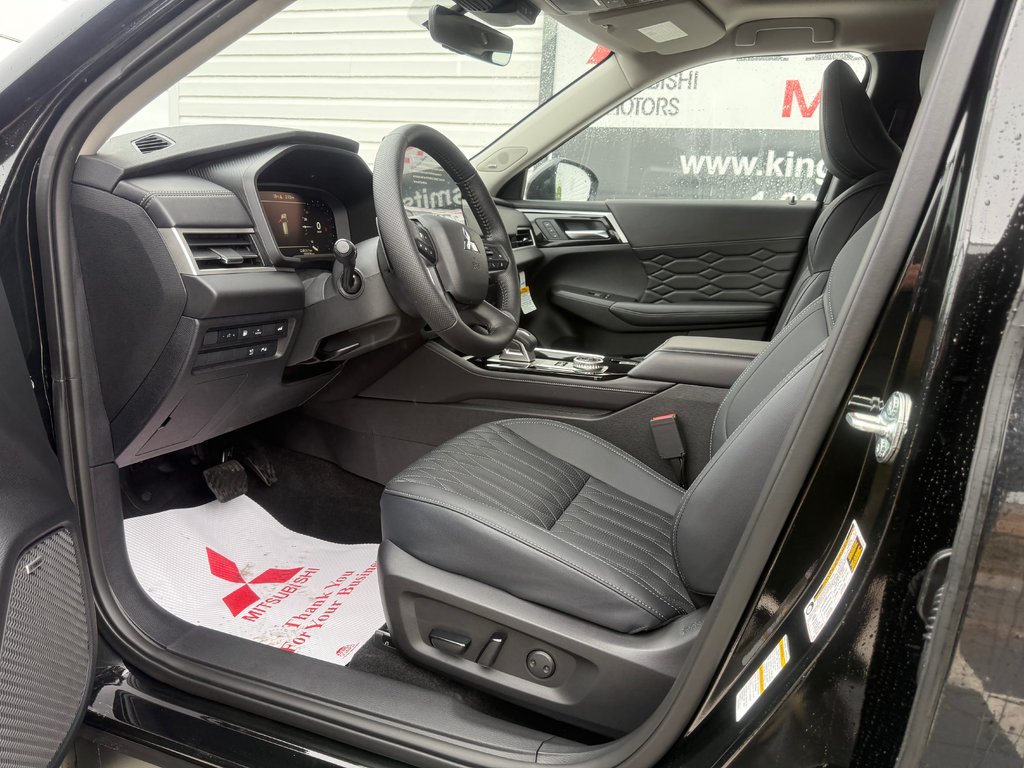 2026 Mitsubishi Outlander Plug-in Hybrid SEL S-AWC in Kentville, Nova Scotia - 9 - w1024h768px