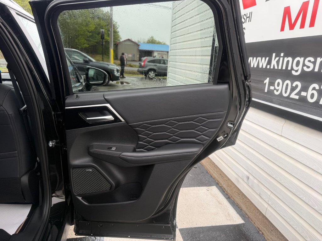 2026 Mitsubishi Outlander Plug-in Hybrid SEL S-AWC in Kentville, Nova Scotia - 18 - w1024h768px