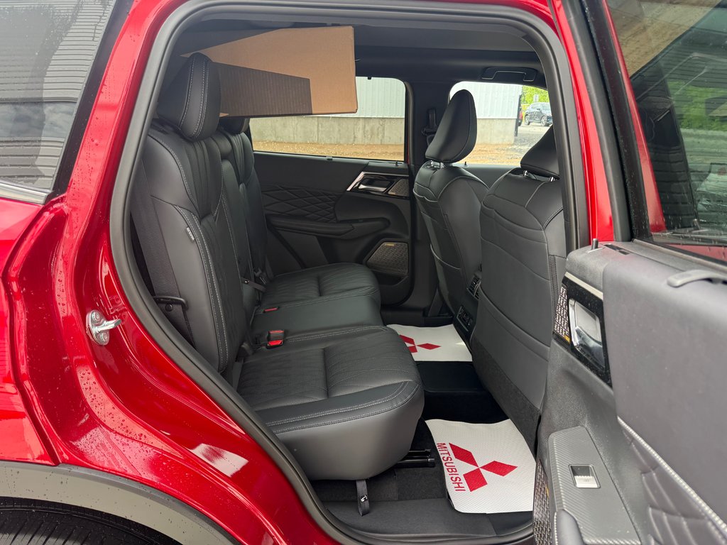 2026 Mitsubishi Outlander Plug-in Hybrid GT NOIR S-AWC in Kentville, Nova Scotia - 20 - w1024h768px