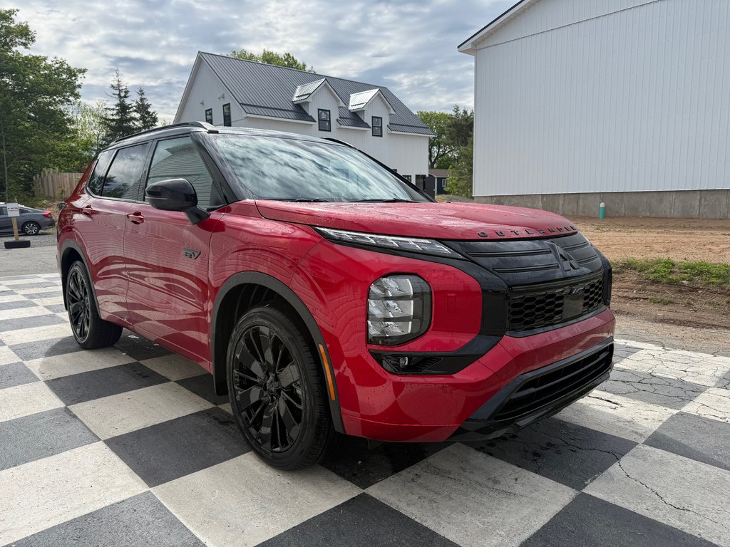 2026 Mitsubishi Outlander Plug-in Hybrid GT NOIR S-AWC in Kentville, Nova Scotia - 3 - w1024h768px