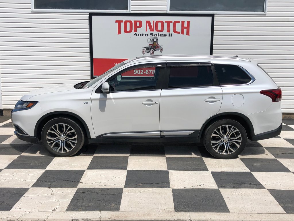 2016 Mitsubishi Outlander GT in COLDBROOK, Nova Scotia - 1 - w1024h768px