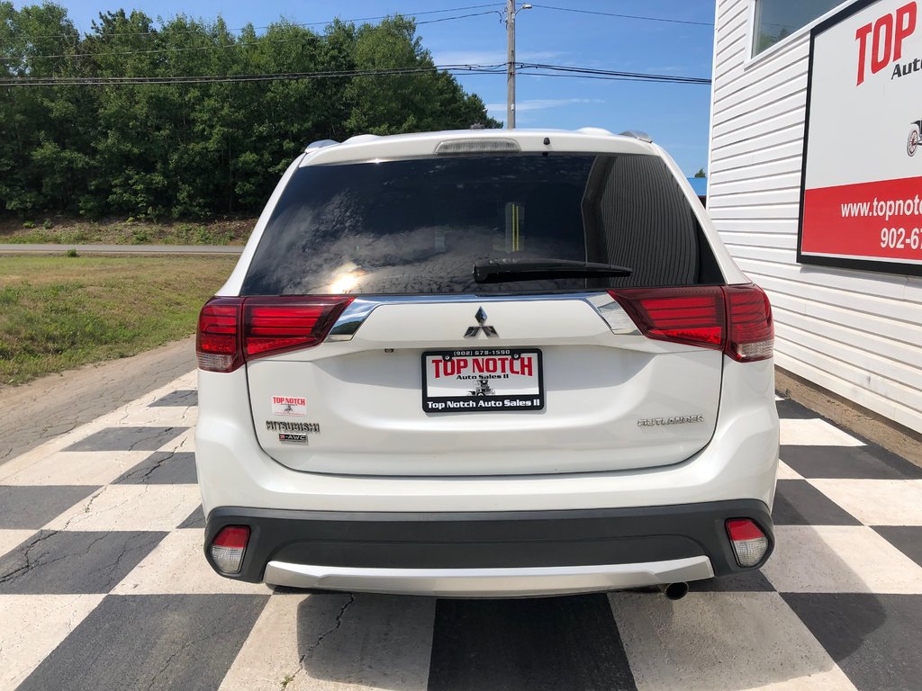2016 Mitsubishi Outlander GT in COLDBROOK, Nova Scotia - 20 - w1024h768px