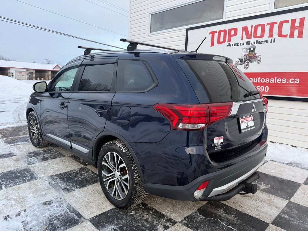 2016 Mitsubishi OUTLANDER SE, keyless entry, Cruise control, Bluetooth in Kentville, Nova Scotia - 6 - w1024h768px