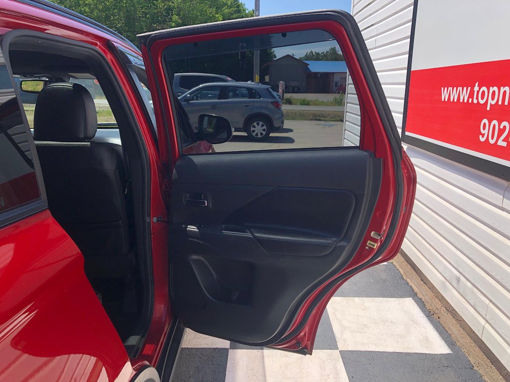 Mitsubishi Outlander SE-V6, Sirius XM, Bluetooth Audio,AWD 2018 à COLDBROOK, Nouvelle-Écosse - 24 - w1024h768px