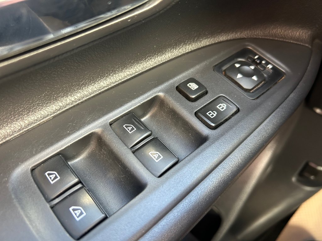Outlander SE - AWD, Heated seats, V6, Crusie control, A.C 2019 à COLDBROOK, Nouvelle-Écosse - 7 - w1024h768px