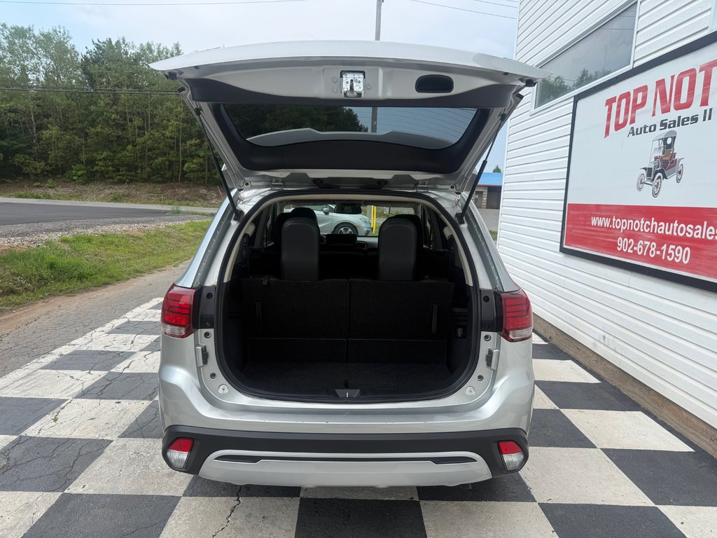 2020 Mitsubishi OUTLANDER ES, keyless entry, backup camera, Bluetooth in COLDBROOK, Nova Scotia - 16 - w1024h768px