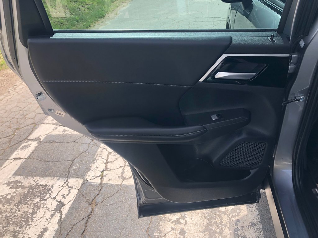 2022 Mitsubishi Outlander LE - sunroof, power & heated seats, reverse camera in Kentville, Nova Scotia - 21 - w1024h768px