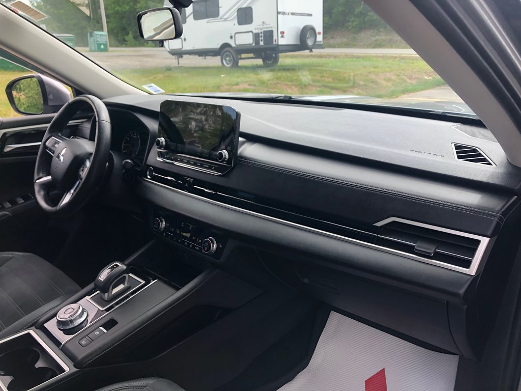 2022 Mitsubishi Outlander LE - sunroof, power & heated seats, reverse camera in Kentville, Nova Scotia - 27 - w1024h768px