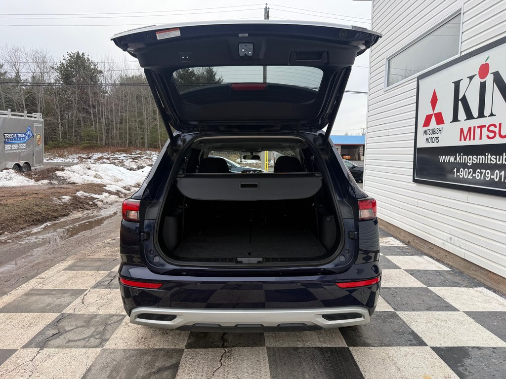 2023 Mitsubishi Outlander LE S-AWC, keyless entry, backup camera, Bluetooth in Kentville, Nova Scotia - 16 - w1024h768px