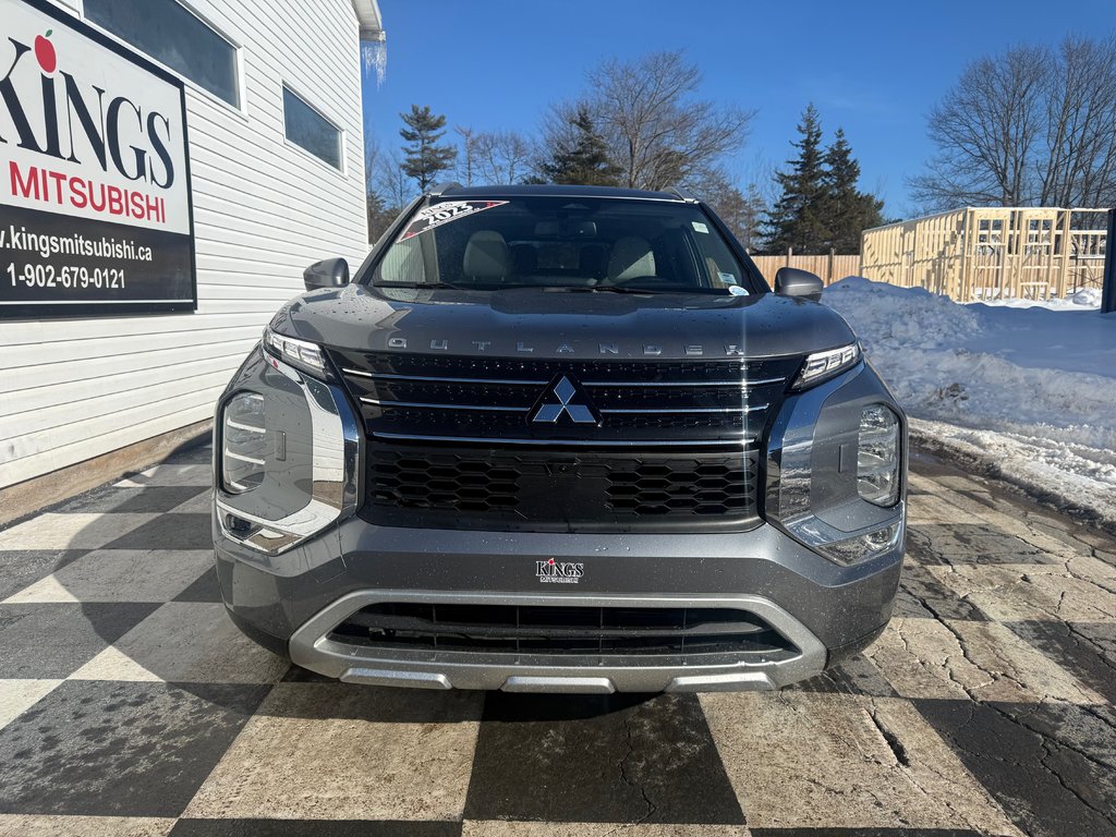 Mitsubishi Outlander SEL, keyless entry, backup camera, Bluetooth 2023 à COLDBROOK, Nouvelle-Écosse - 2 - w1024h768px
