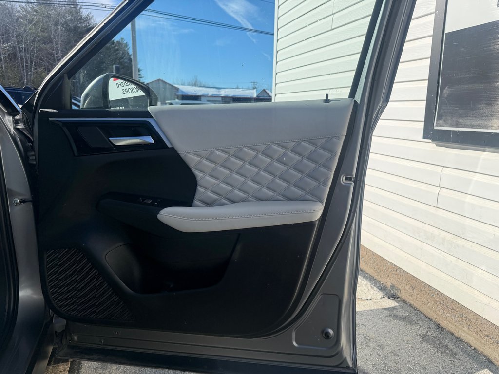 Mitsubishi Outlander SEL, keyless entry, backup camera, Bluetooth 2023 à COLDBROOK, Nouvelle-Écosse - 19 - w1024h768px