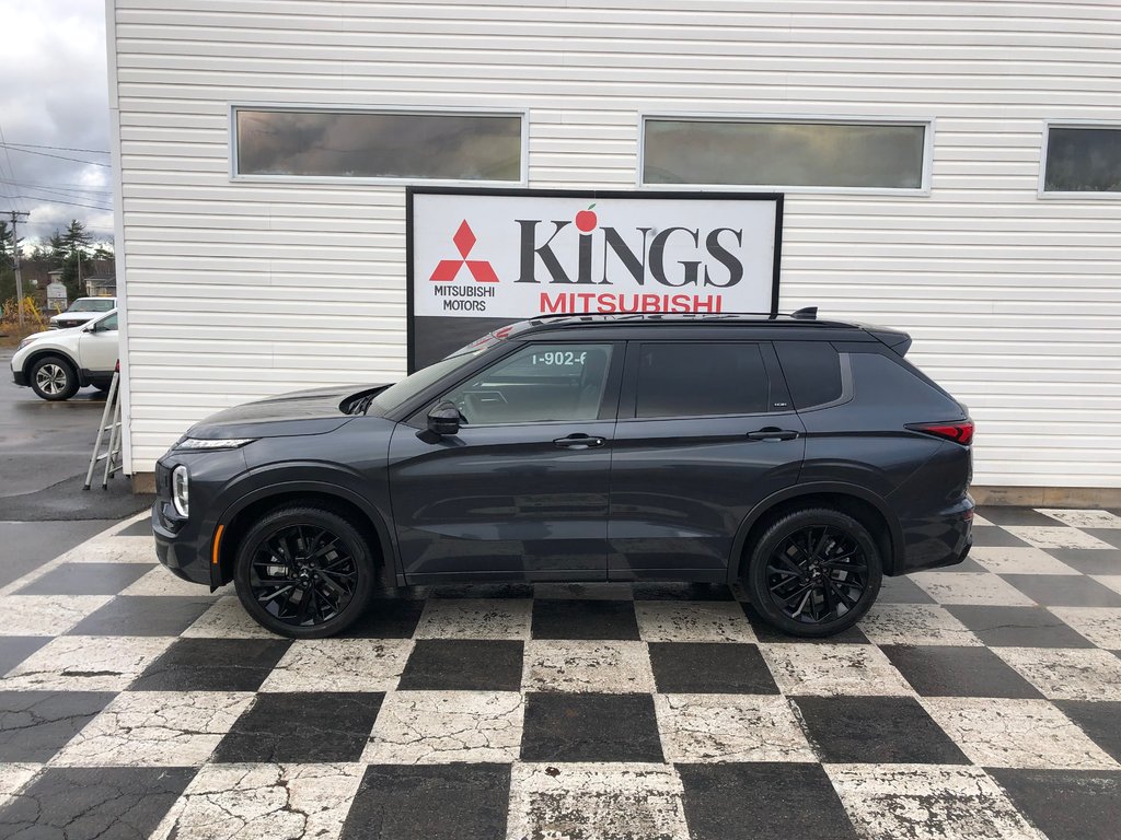 2024 Mitsubishi Outlander NOIR S-AWC TWO TONE ROOF in Kentville, Nova Scotia - 26 - w1024h768px