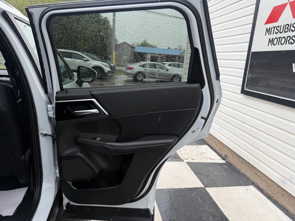 Mitsubishi Outlander LE, keyless entry, Cruise control, Bluetooth 2024 à Kentville, Nouvelle-Écosse - 18 - w1024h768px