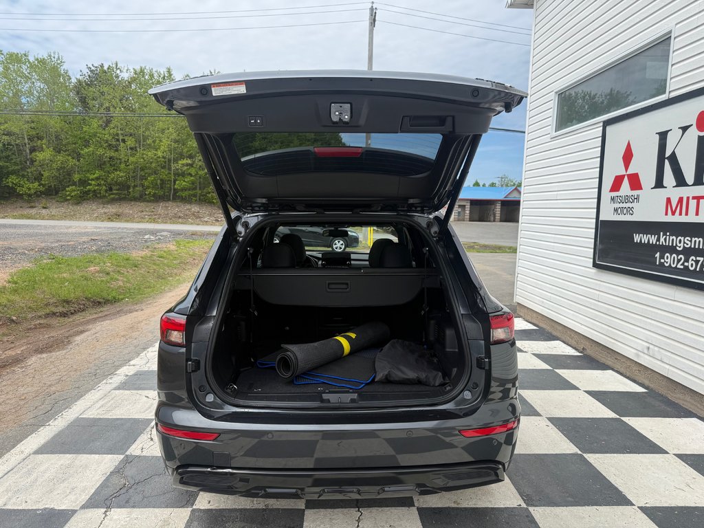 2024 Mitsubishi Outlander GT NOIR, keyless entry, backup camera, Bluetooth in COLDBROOK, Nova Scotia - 16 - w1024h768px