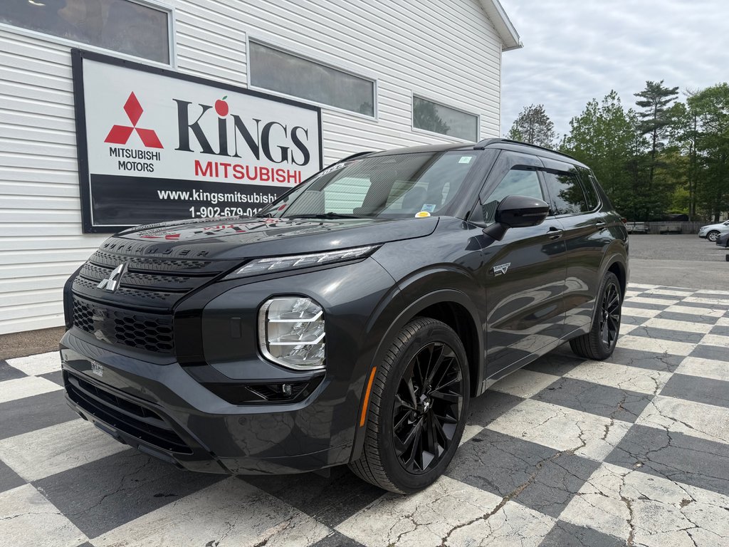2024 Mitsubishi Outlander GT NOIR, keyless entry, backup camera, Bluetooth in COLDBROOK, Nova Scotia - 1 - w1024h768px