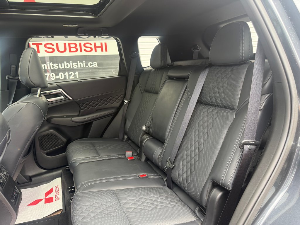 2024 Mitsubishi Outlander GT NOIR, keyless entry, backup camera, Bluetooth in COLDBROOK, Nova Scotia - 15 - w1024h768px