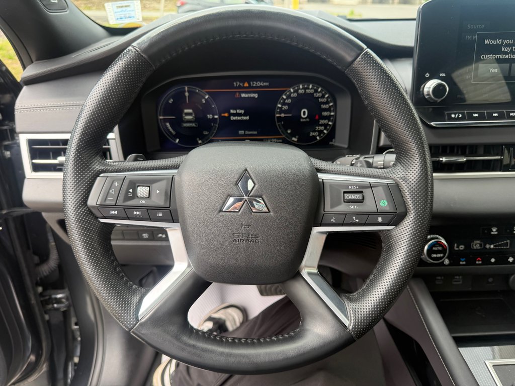 2024 Mitsubishi Outlander GT NOIR, keyless entry, backup camera, Bluetooth in COLDBROOK, Nova Scotia - 10 - w1024h768px