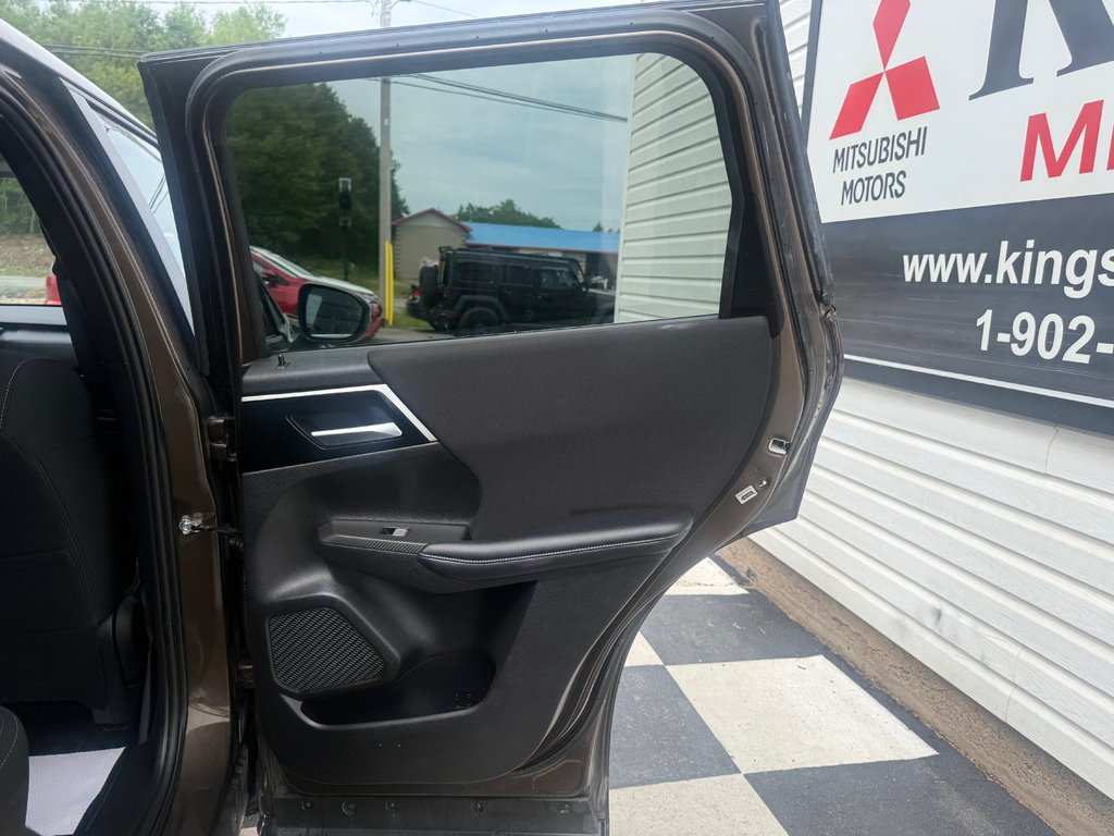 2024 Mitsubishi Outlander ES, keyless entry, backup camera, Bluetooth in COLDBROOK, Nova Scotia - 17 - w1024h768px