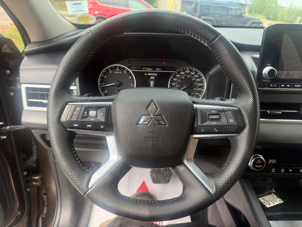 2024 Mitsubishi Outlander ES, keyless entry, backup camera, Bluetooth in COLDBROOK, Nova Scotia - 10 - w1024h768px