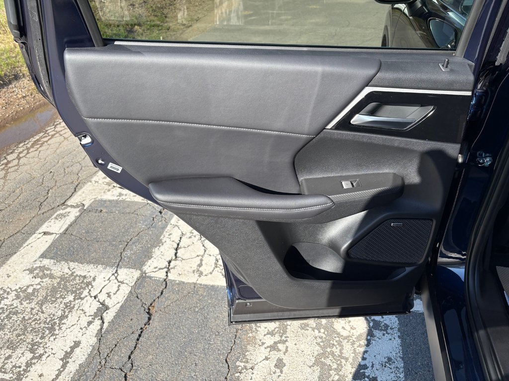 2025 Mitsubishi Outlander LE S-AWC in Kentville, Nova Scotia - 21 - w1024h768px