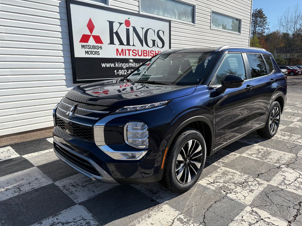 2025 Mitsubishi Outlander LE S-AWC in Kentville, Nova Scotia - 1 - w1024h768px