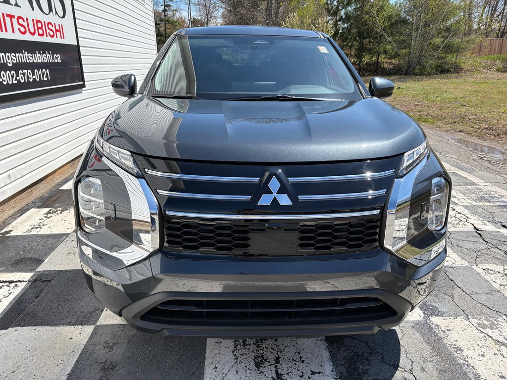 2025 Mitsubishi Outlander ES S-AWC in Kentville, Nova Scotia - 2 - w1024h768px