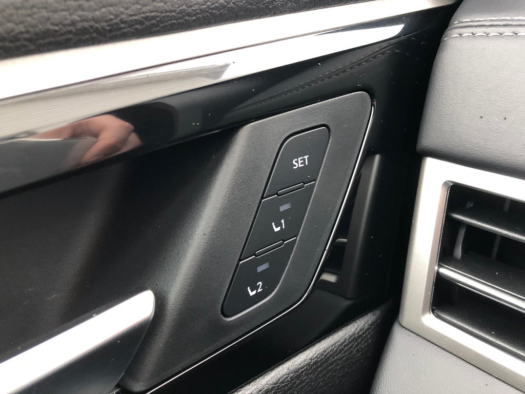 2025 Mitsubishi Outlander SEL S-AWC in Kentville, Nova Scotia - 9 - w1024h768px
