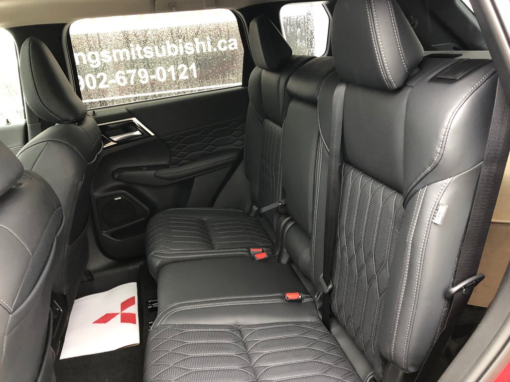 2025 Mitsubishi Outlander SEL S-AWC in Kentville, Nova Scotia - 23 - w1024h768px