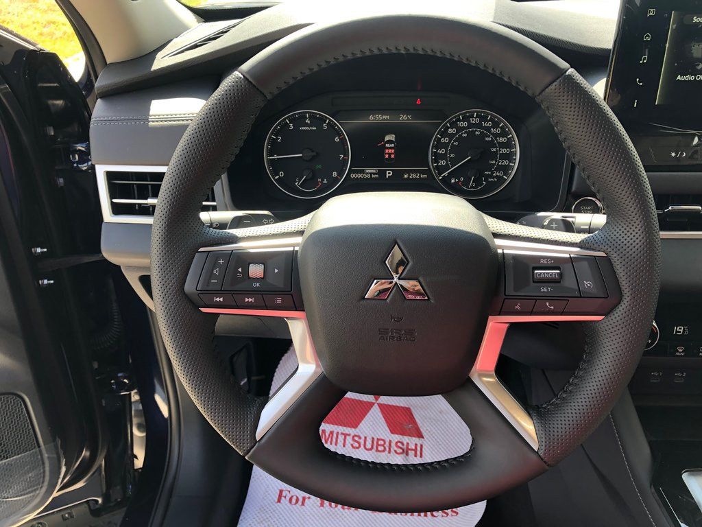 2025 Mitsubishi Outlander ES S-AWC in Kentville, Nova Scotia - 12 - w1024h768px