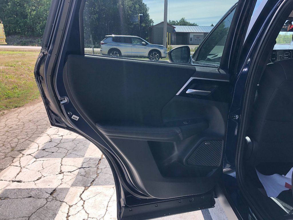 2025 Mitsubishi Outlander ES S-AWC in Kentville, Nova Scotia - 18 - w1024h768px