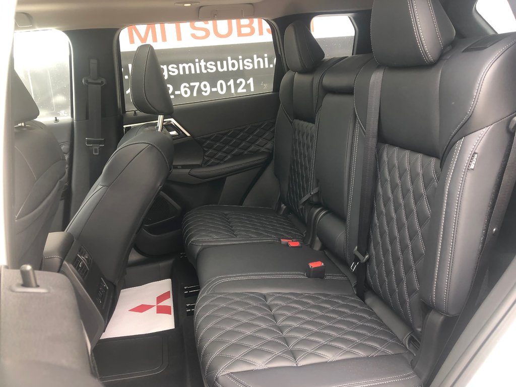2025 Mitsubishi Outlander SEL S-AWC in Kentville, Nova Scotia - 23 - w1024h768px