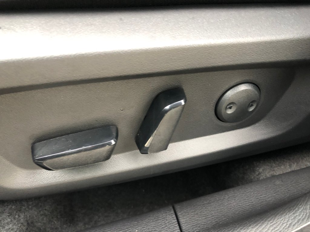 2025 Mitsubishi Outlander SEL S-AWC in Kentville, Nova Scotia - 19 - w1024h768px