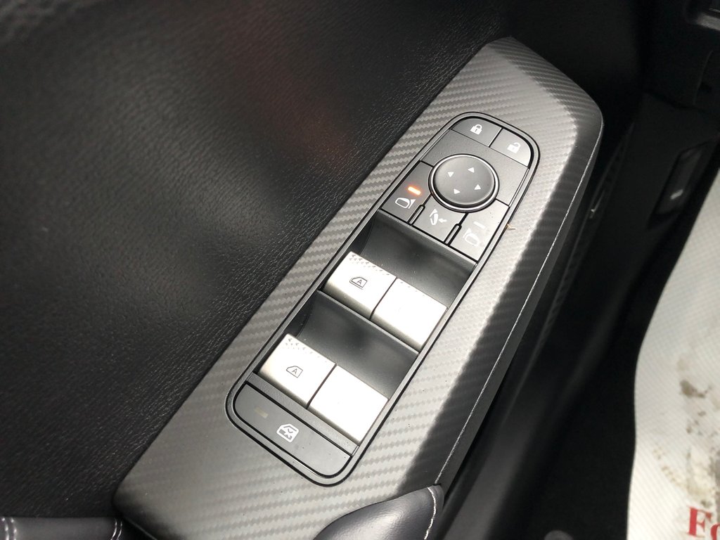 2025 Mitsubishi Outlander SEL S-AWC in Kentville, Nova Scotia - 7 - w1024h768px