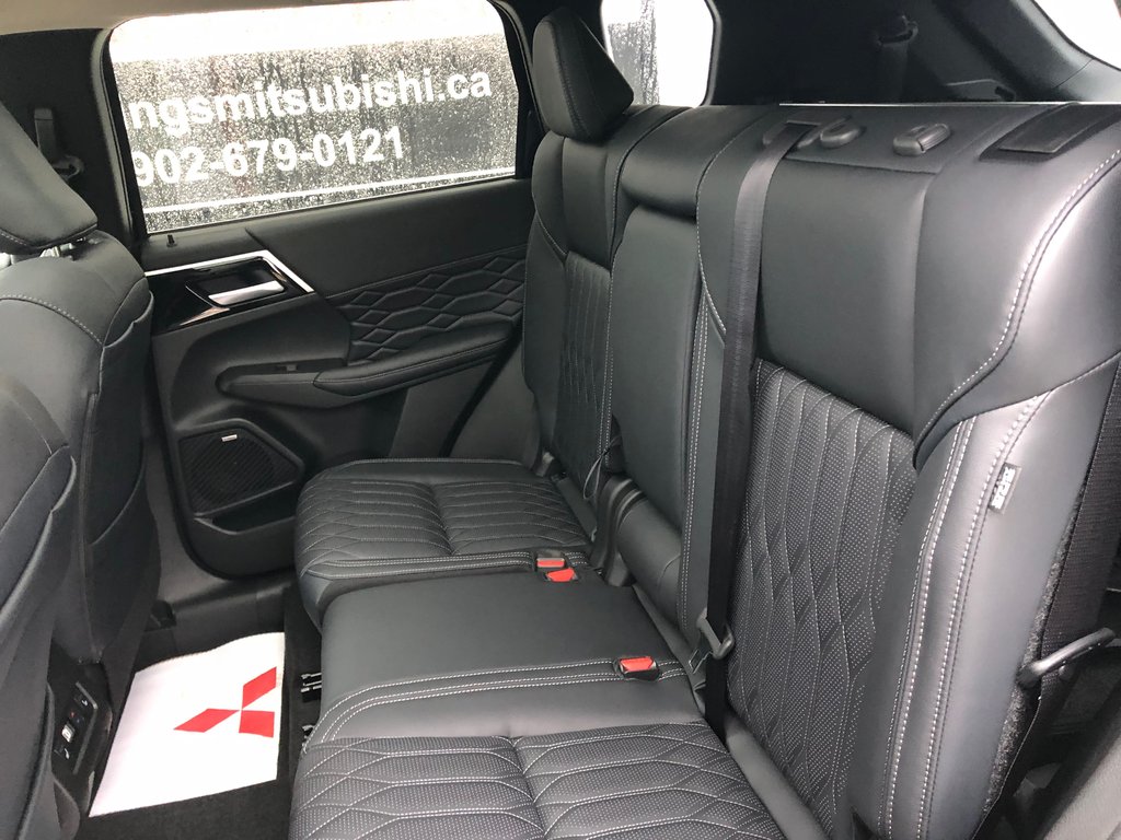 2025 Mitsubishi Outlander SEL S-AWC in Kentville, Nova Scotia - 22 - w1024h768px
