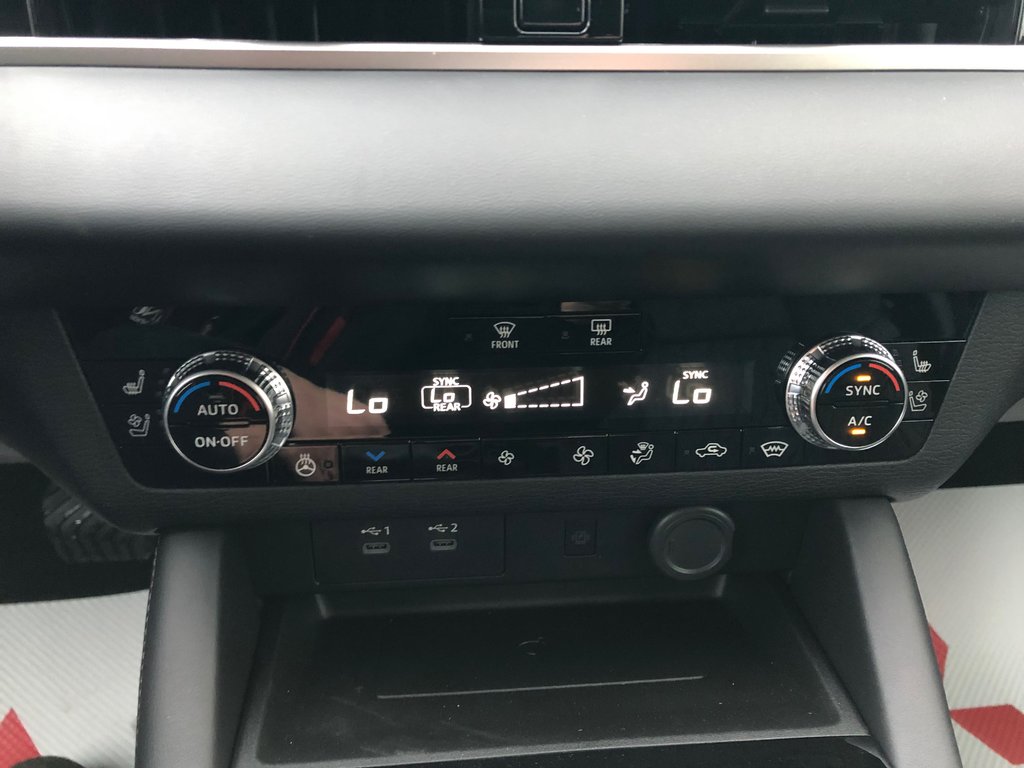 2025 Mitsubishi Outlander SEL S-AWC in Kentville, Nova Scotia - 15 - w1024h768px