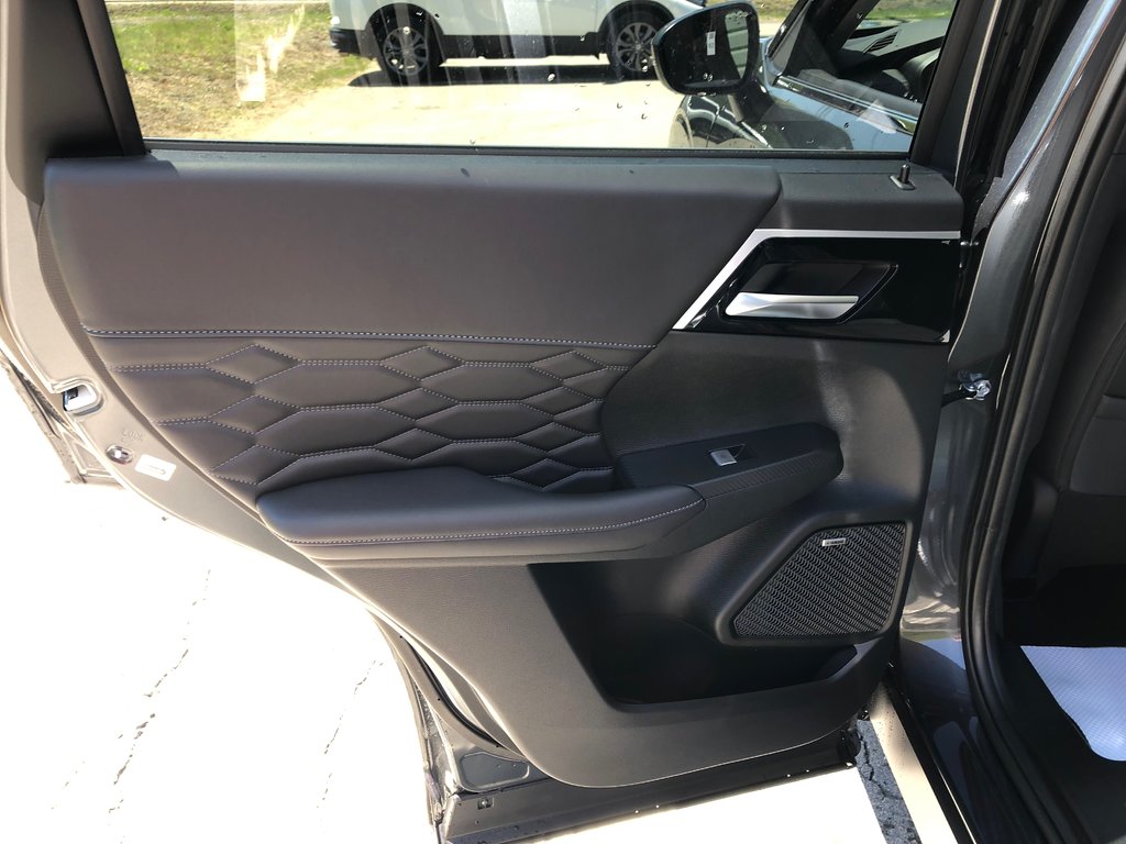 2025 Mitsubishi Outlander SEL S-AWC in Kentville, Nova Scotia - 21 - w1024h768px